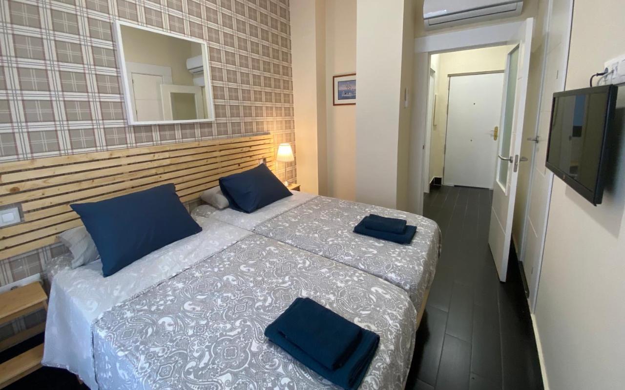 Aym Places Maestranza Apartment Севиля Екстериор снимка