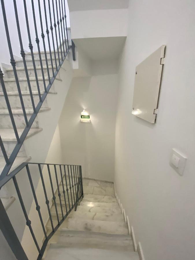 Aym Places Maestranza Apartment Севиля Екстериор снимка
