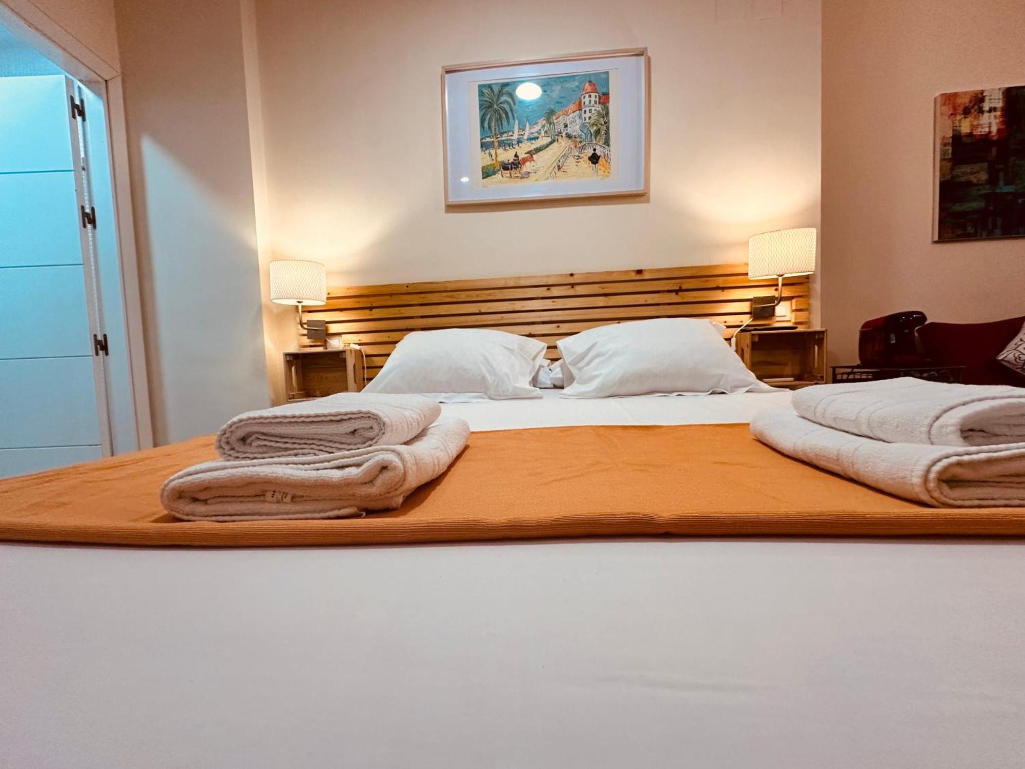 Aym Places Maestranza Apartment Севиля Екстериор снимка