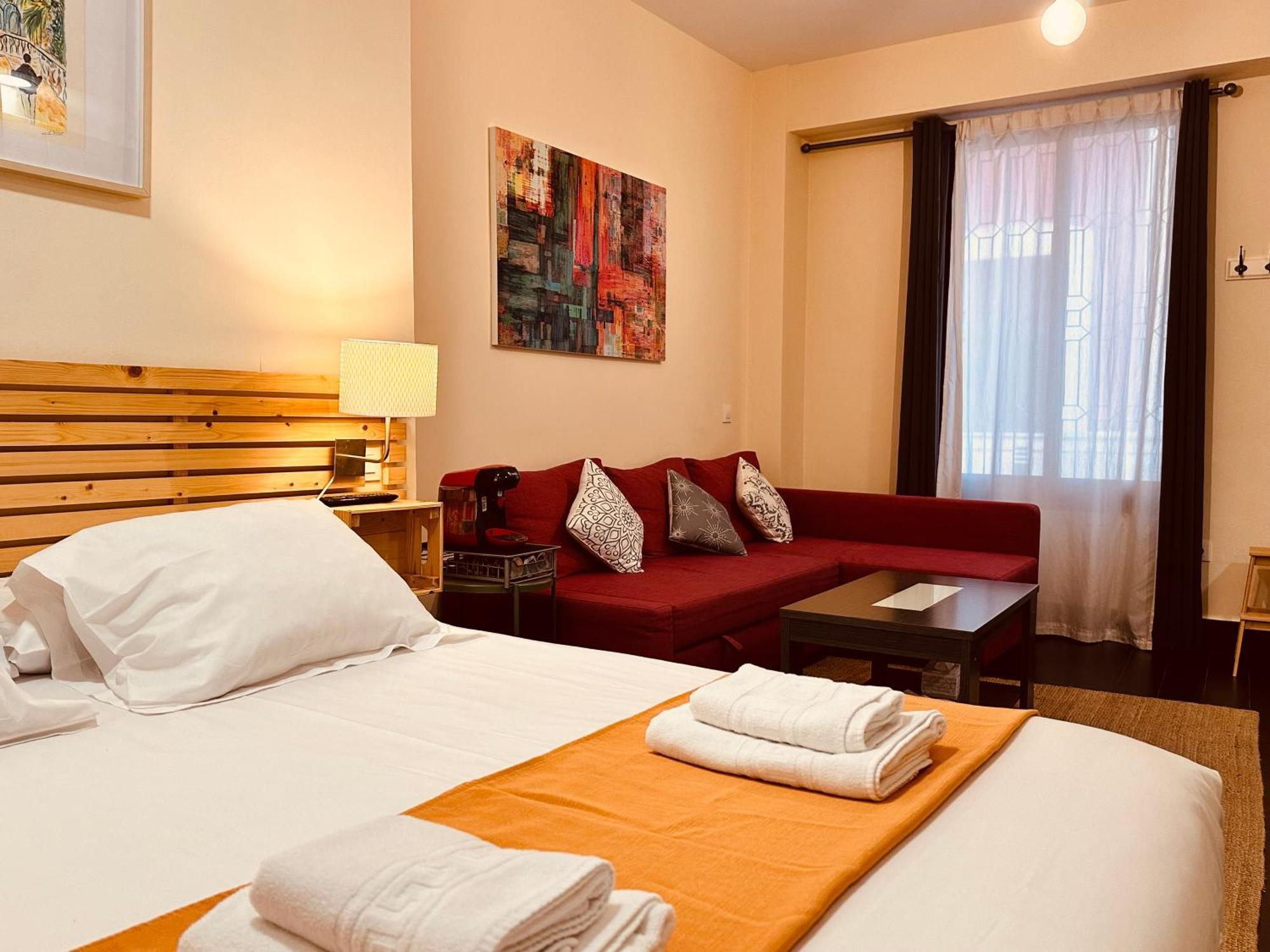 Aym Places Maestranza Apartment Севиля Екстериор снимка