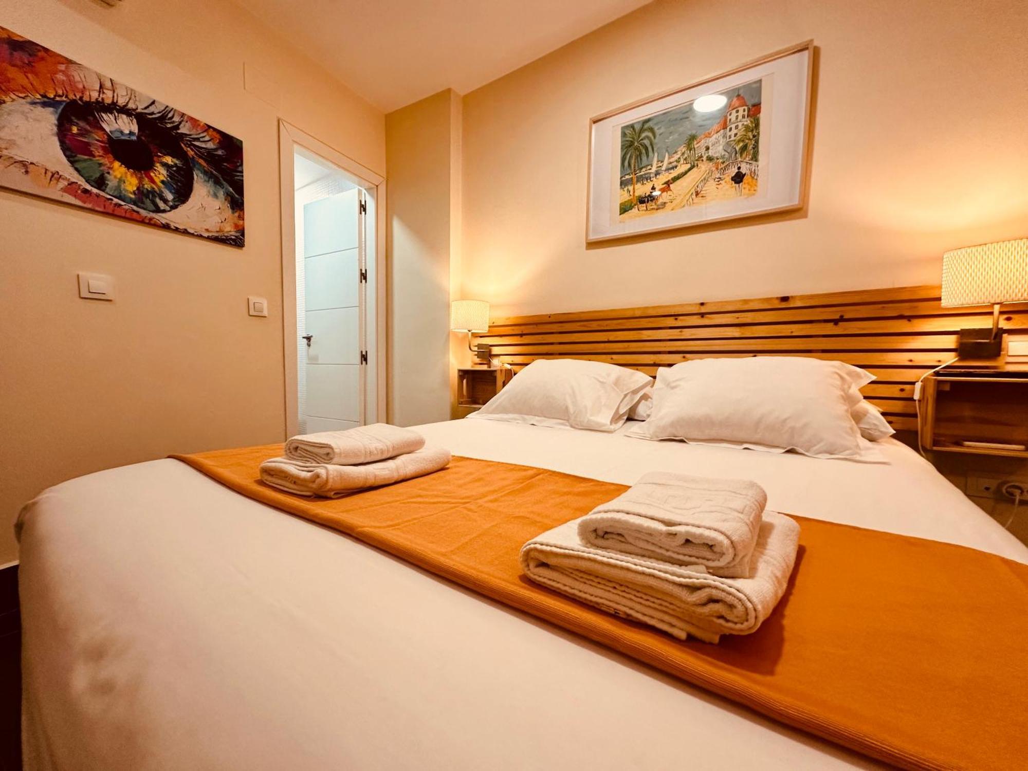 Aym Places Maestranza Apartment Севиля Екстериор снимка