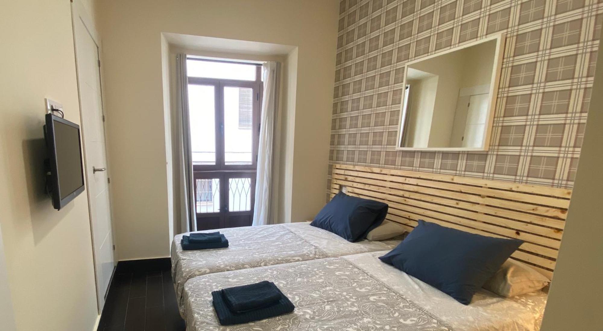 Aym Places Maestranza Apartment Севиля Стая снимка